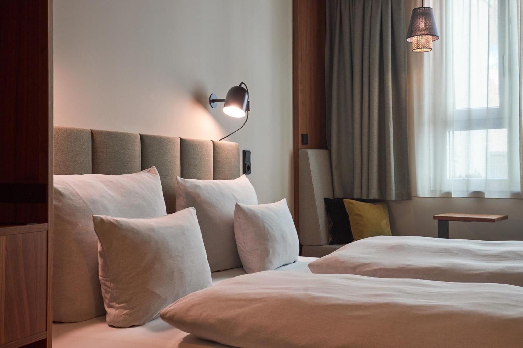 Cocoon Sendlinger Tor Hotell München Exteriör bild